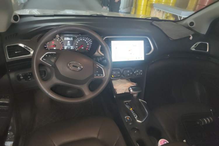 Used GAC Trumpchi GS4 2016 235T G-DCT Elite Edition Center Console