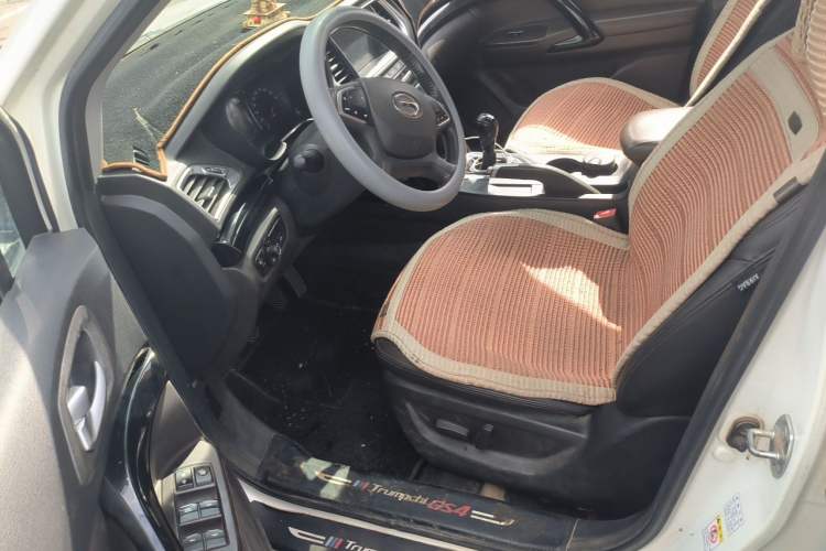 Used GAC Trumpchi GS4 2016 235T Manual Luxury Edition Driver Seat