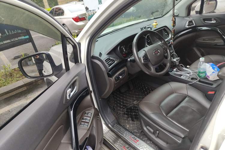 Used GAC Trumpchi GS4 2016 235T G-DCT Luxury Edition Driver Seat