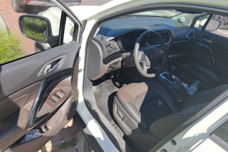 Used GAC Trumpchi GS4 2016 235T Manual Luxury Edition Driver Seat
