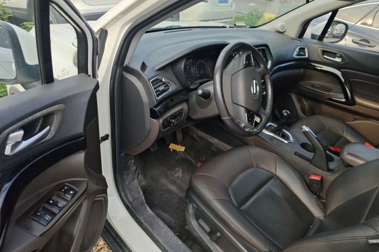 Used GAC Trumpchi GS4 2016 235T Manual Luxury Edition Driver Seat