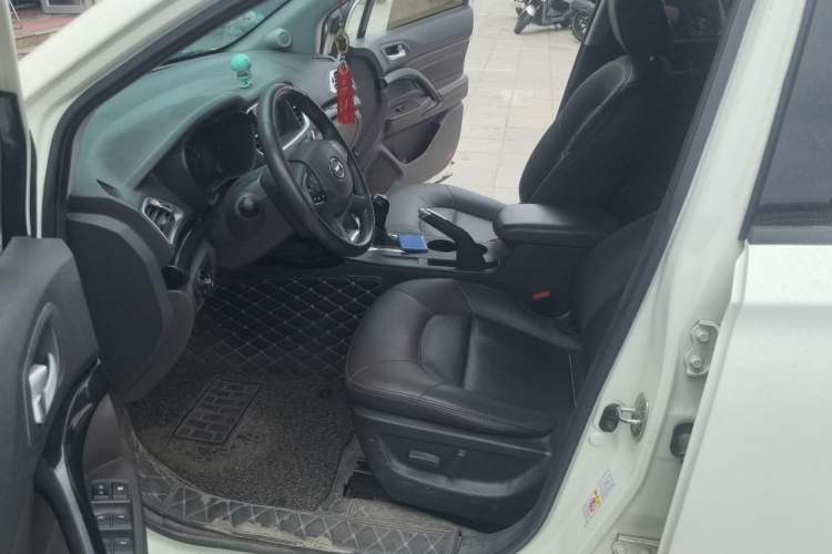 Used GAC Trumpchi GS4 2016 235T Manual Luxury Edition Driver Seat
