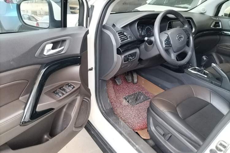 Used GAC Trumpchi GS4 2016 235T Manual Luxury Edition Driver Seat
