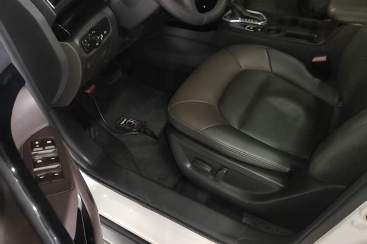 Used GAC Trumpchi GS4 2016 235T G-DCT Luxury Edition Driver Seat
