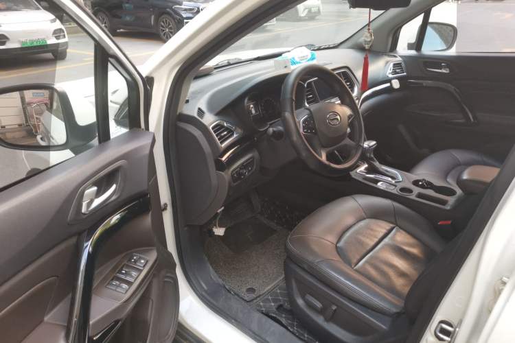 Used GAC Trumpchi GS4 2016 235T G-DCT Luxury Edition Driver Seat
