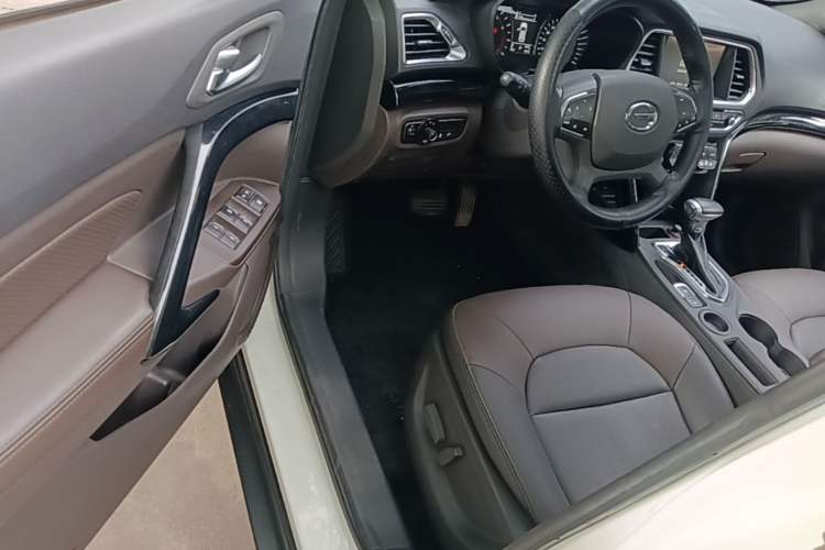 Used GAC Trumpchi GS4 2016 235T G-DCT Luxury Edition Driver Seat