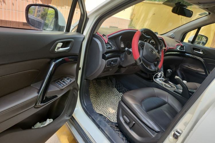 Used GAC Trumpchi GS4 2016 235T Manual Luxury Edition Driver Seat