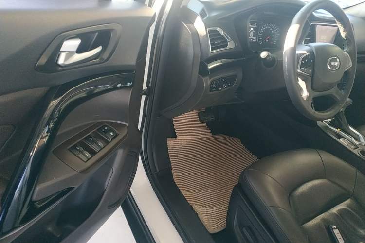 Used GAC Trumpchi GS4 2016 235T G-DCT Luxury Edition Driver Seat