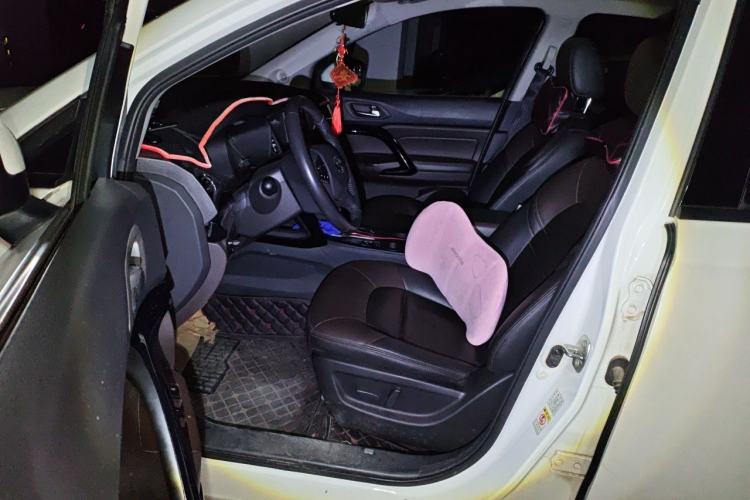 Used GAC Trumpchi GS4 2016 235T G-DCT Luxury Edition Driver Seat