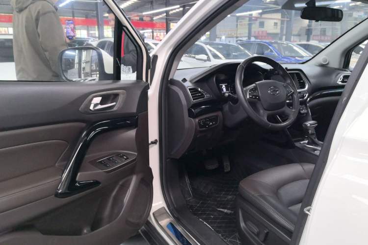 Used GAC Trumpchi GS4 2016 235T G-DCT Luxury Edition Driver Seat