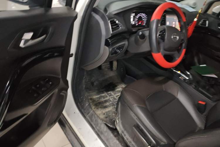 Used GAC Trumpchi GS4 2016 235T G-DCT Elite Edition Driver Seat