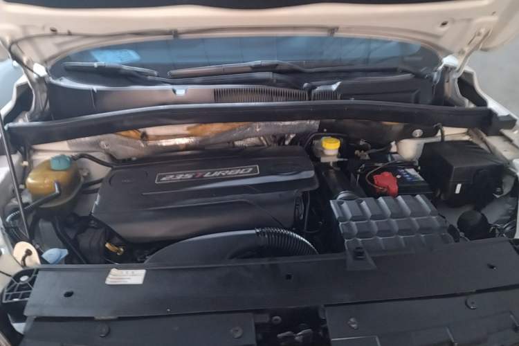 Used GAC Trumpchi GS4 2016 235T G-DCT Elite Edition Engine Bay