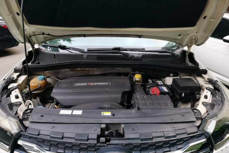 Used GAC Trumpchi GS4 2016 235T G-DCT Luxury Edition Engine Bay