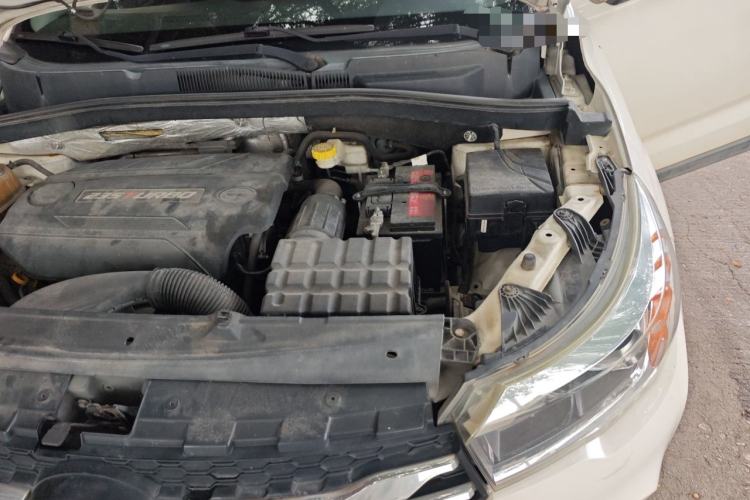 Used GAC Trumpchi GS4 2016 235T G-DCT Luxury Edition Engine Bay Left