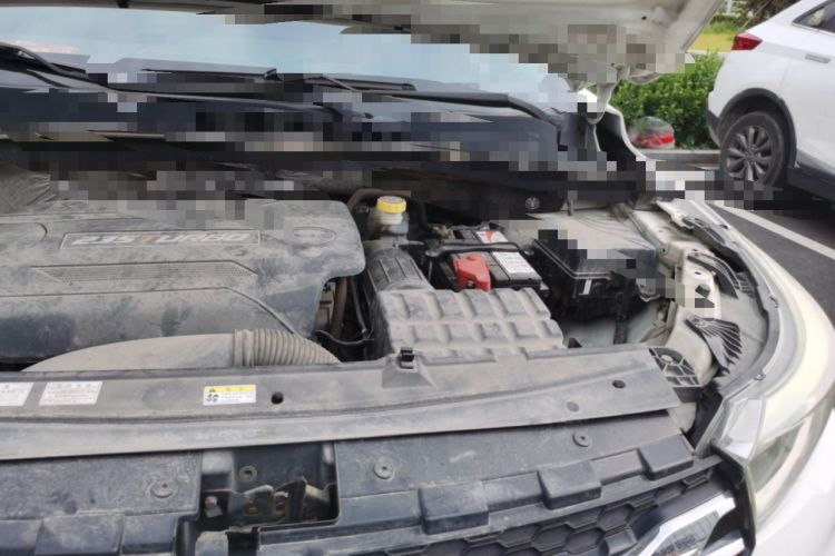 Used GAC Trumpchi GS4 2016 235T G-DCT Luxury Edition Engine Bay Left