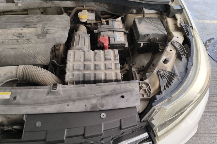 Used GAC Trumpchi GS4 2016 235T Manual Comfort Edition Engine Bay Left