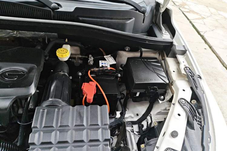 Used GAC Trumpchi GS4 2016 235T G-DCT Luxury Edition Engine Bay Left