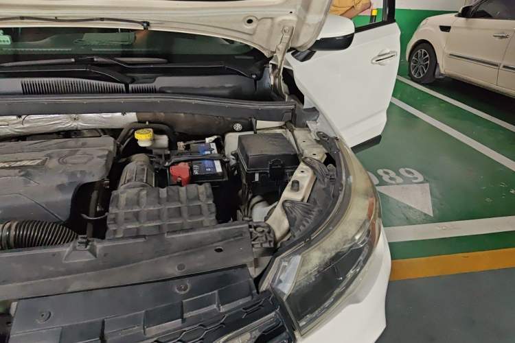 Used GAC Trumpchi GS4 2016 235T G-DCT Luxury Edition Engine Bay Left