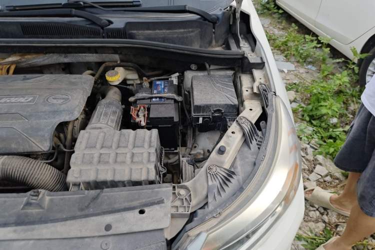 Used GAC Trumpchi GS4 2016 235T Manual Luxury Edition Engine Bay Left