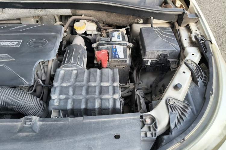 Used GAC Trumpchi GS4 2016 235T G-DCT Elite Edition Engine Bay Left