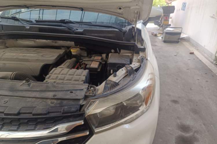 Used GAC Trumpchi GS4 2016 235T Manual Luxury Edition Engine Bay Left