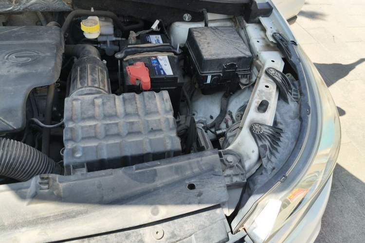 Used GAC Trumpchi GS4 2016 235T G-DCT Luxury Edition Engine Bay Left