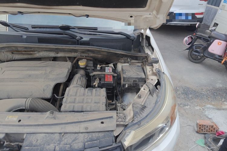 Used GAC Trumpchi GS4 2016 235T G-DCT Elite Edition Engine Bay Left