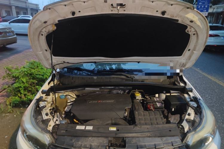 Used GAC Trumpchi GS4 2016 235T G-DCT Luxury Edition Engine Bay
