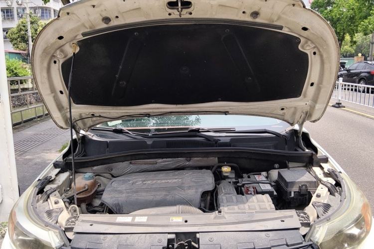 Used GAC Trumpchi GS4 2016 235T G-DCT Luxury Edition Engine Bay