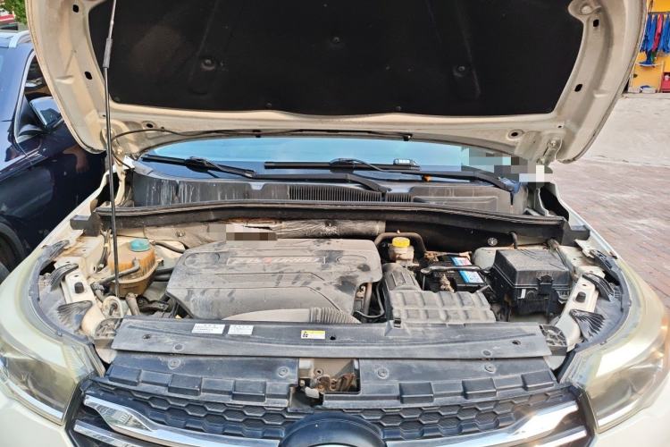 Used GAC Trumpchi GS4 2016 235T G-DCT Elite Edition Engine Bay