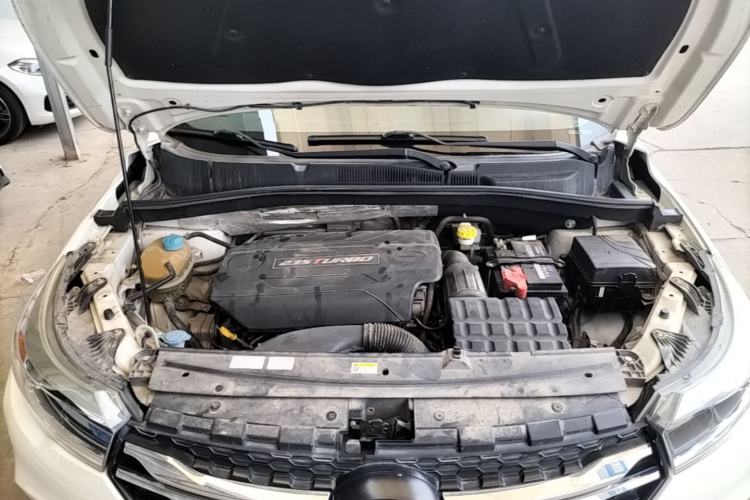 Used GAC Trumpchi GS4 2016 235T Manual Luxury Edition Engine Bay