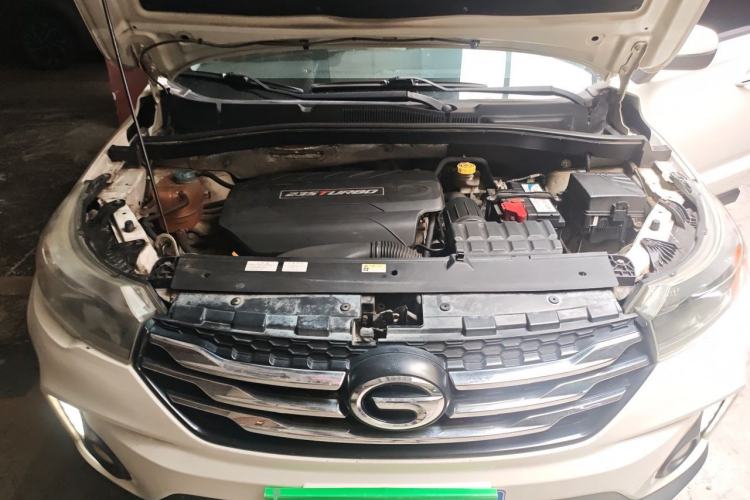 Used GAC Trumpchi GS4 2016 235T G-DCT Elite Edition Engine Bay