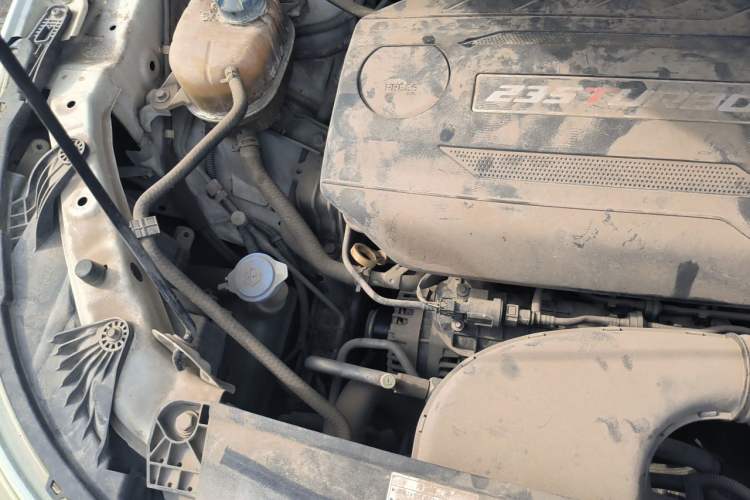 Used GAC Trumpchi GS4 2016 235T Manual Luxury Edition Engine Bay Right