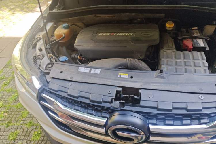 Used GAC Trumpchi GS4 2016 235T G-DCT Luxury Edition Engine Bay Right