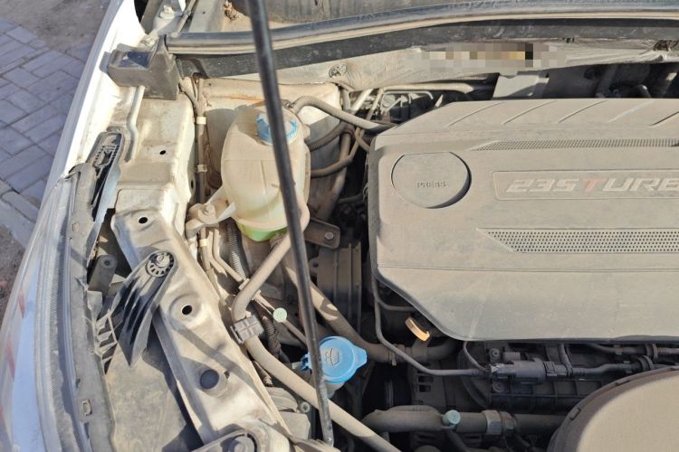 Used GAC Trumpchi GS4 2016 235T G-DCT Elite Edition Engine Bay Right