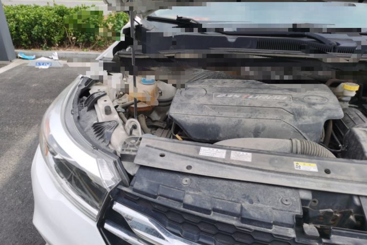 Used GAC Trumpchi GS4 2016 235T G-DCT Luxury Edition Engine Bay Right