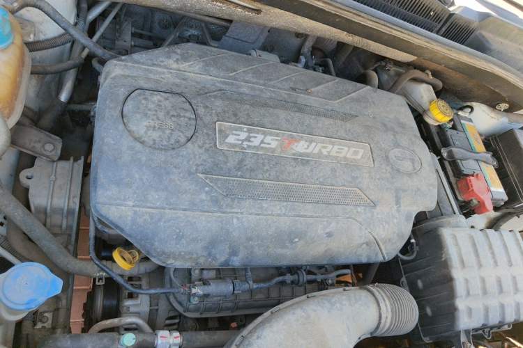 Used GAC Trumpchi GS4 2016 235T Manual Luxury Edition Engine Bay Right