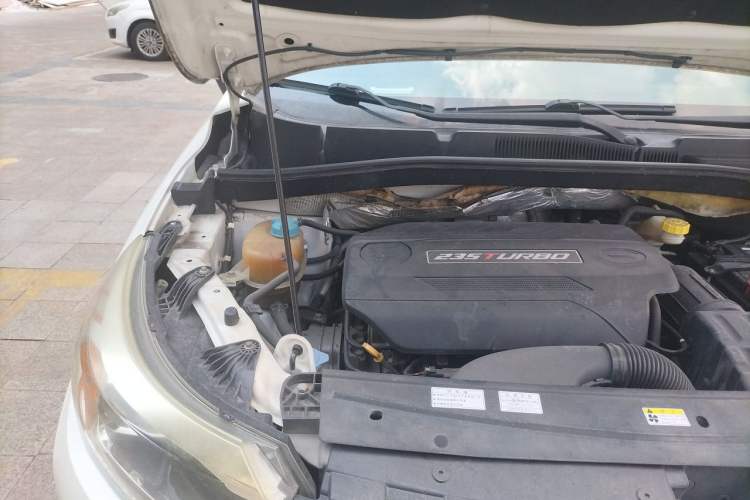 Used GAC Trumpchi GS4 2016 235T G-DCT Elite Edition Engine Bay Right