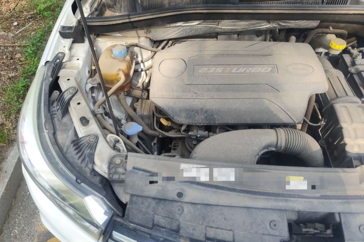 Used GAC Trumpchi GS4 2016 235T Manual Luxury Edition Engine Bay Right