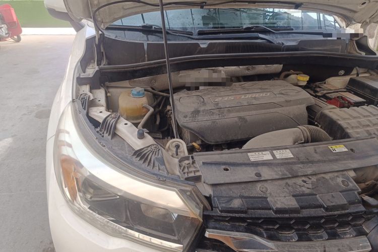 Used GAC Trumpchi GS4 2016 235T Manual Luxury Edition Engine Bay Right