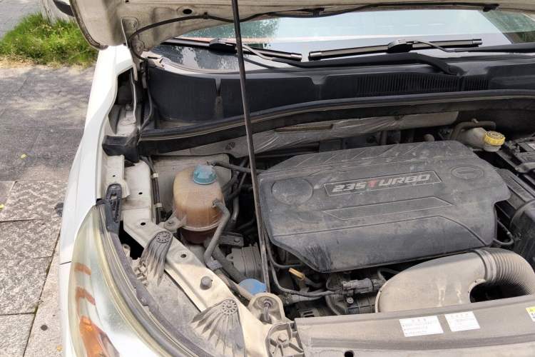 Used GAC Trumpchi GS4 2016 235T G-DCT Luxury Edition Engine Bay Right