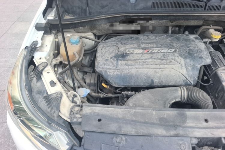 Used GAC Trumpchi GS4 2016 235T Manual Luxury Edition Engine Bay Right