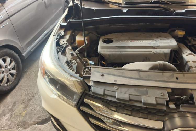 Used GAC Trumpchi GS4 2016 235T G-DCT Elite Edition Engine Bay Right