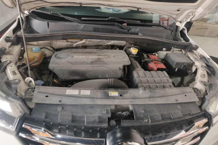 Used GAC Trumpchi GS4 2016 235T G-DCT Luxury Edition Engine Bay