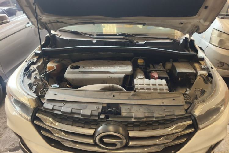 Used GAC Trumpchi GS4 2016 235T G-DCT Elite Edition Engine Bay