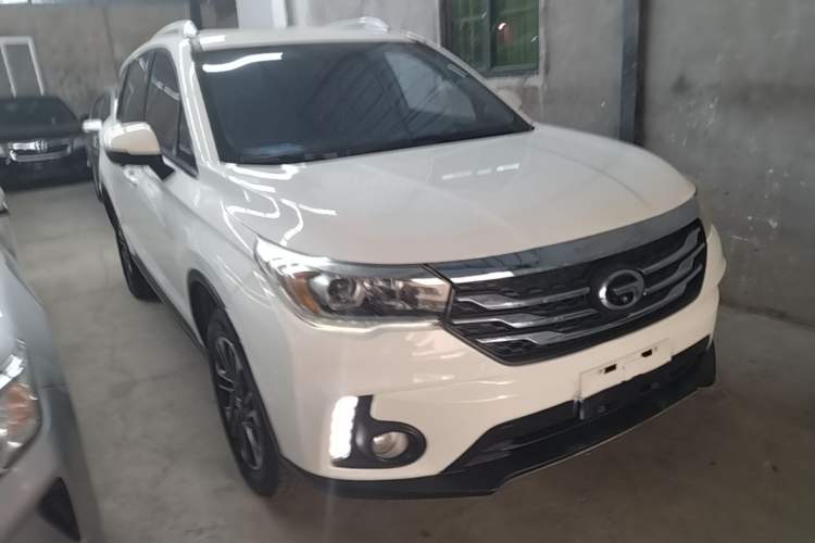Used GAC Trumpchi GS4 2016 235T G-DCT Elite Edition Exterior 1