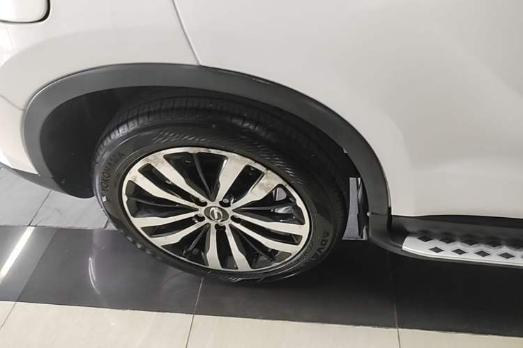 Used GAC Trumpchi GS4 2016 235T G-DCT Luxury Edition Exterior 3