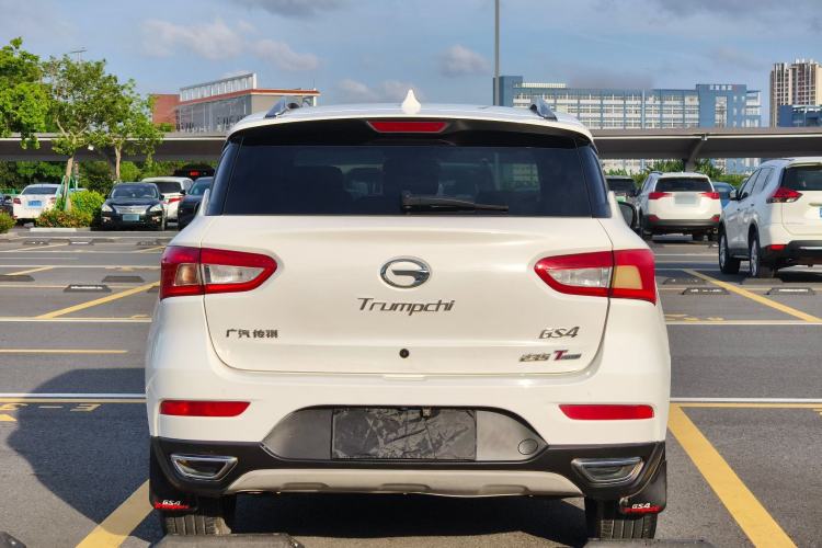 Used GAC Trumpchi GS4 2016 235T G-DCT Luxury Edition Exterior 4