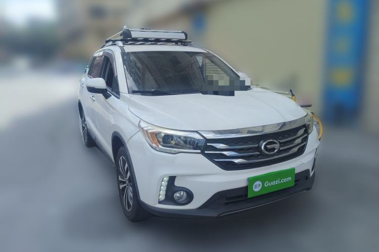 Used GAC Trumpchi GS4 2016 235T Manual Luxury Edition Front Right 45 Deg