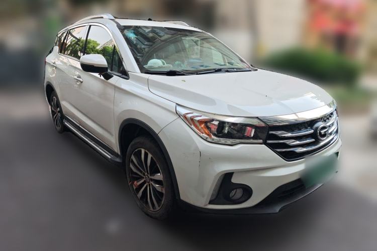 Used GAC Trumpchi GS4 2016 235T Manual Luxury Edition Front Right 45 Deg